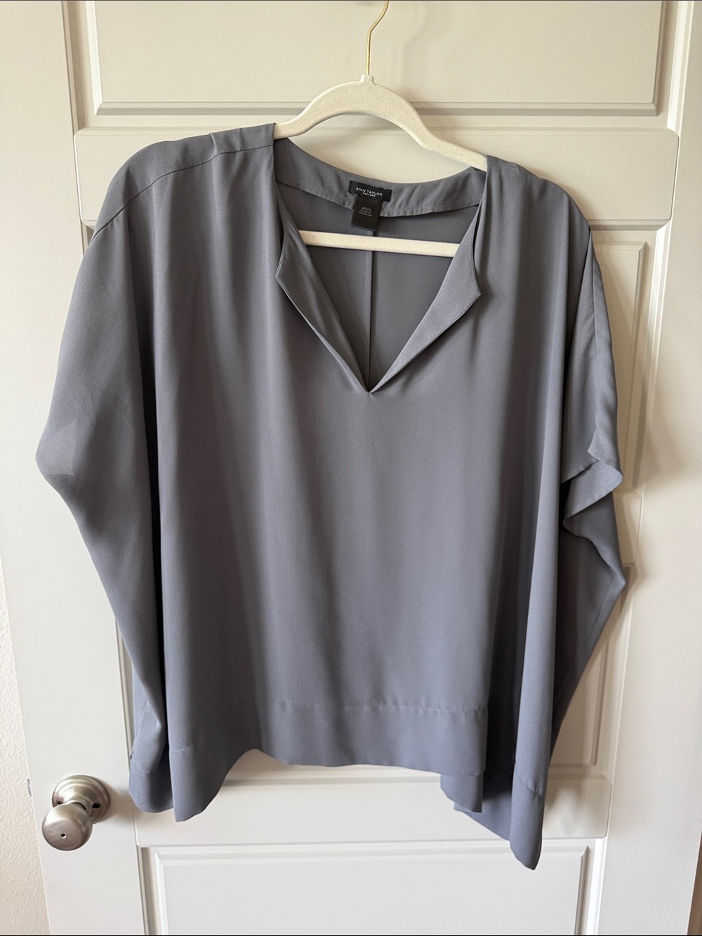 Ann Taylor Factory Gray Split V-Neck Dolman Blouse